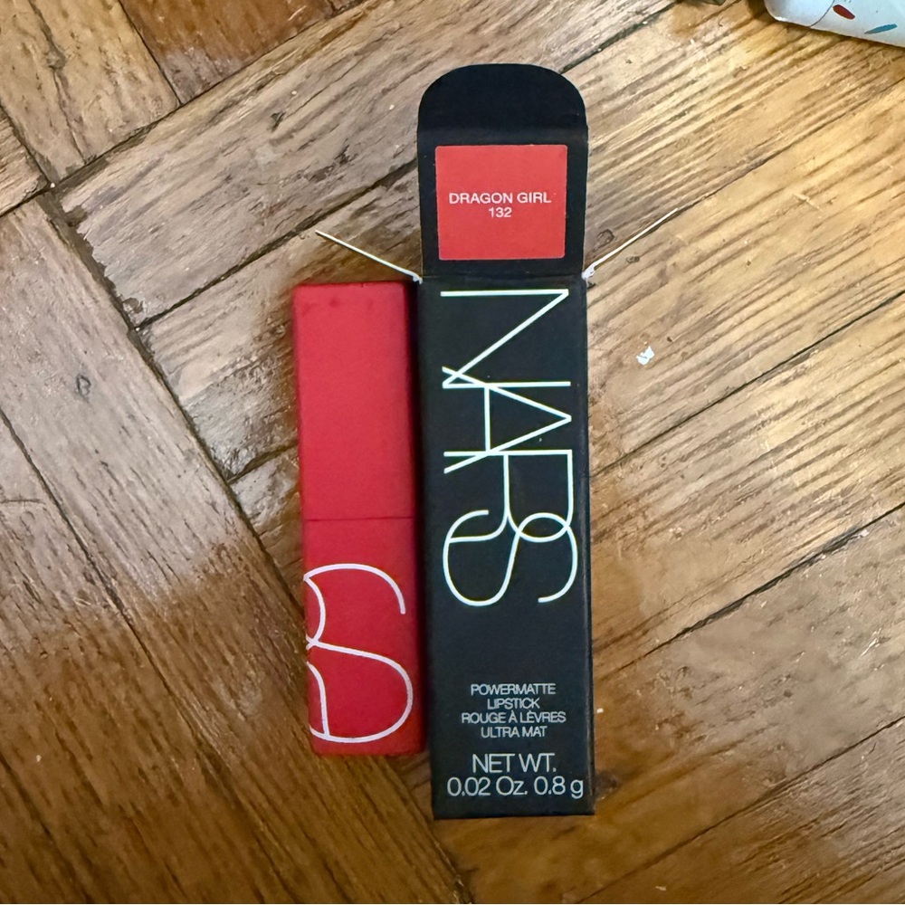NARS Powermatte Lipstick - Bold Red dragon girl 132 - Picture 1 of 7